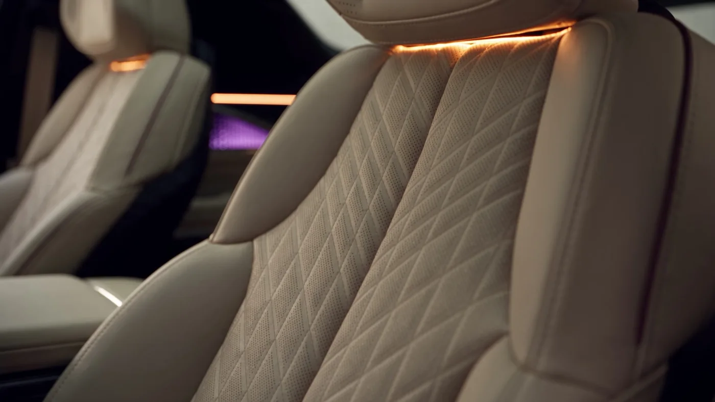 Cream quilted leather seats inside an Ottawa Limo vehicle